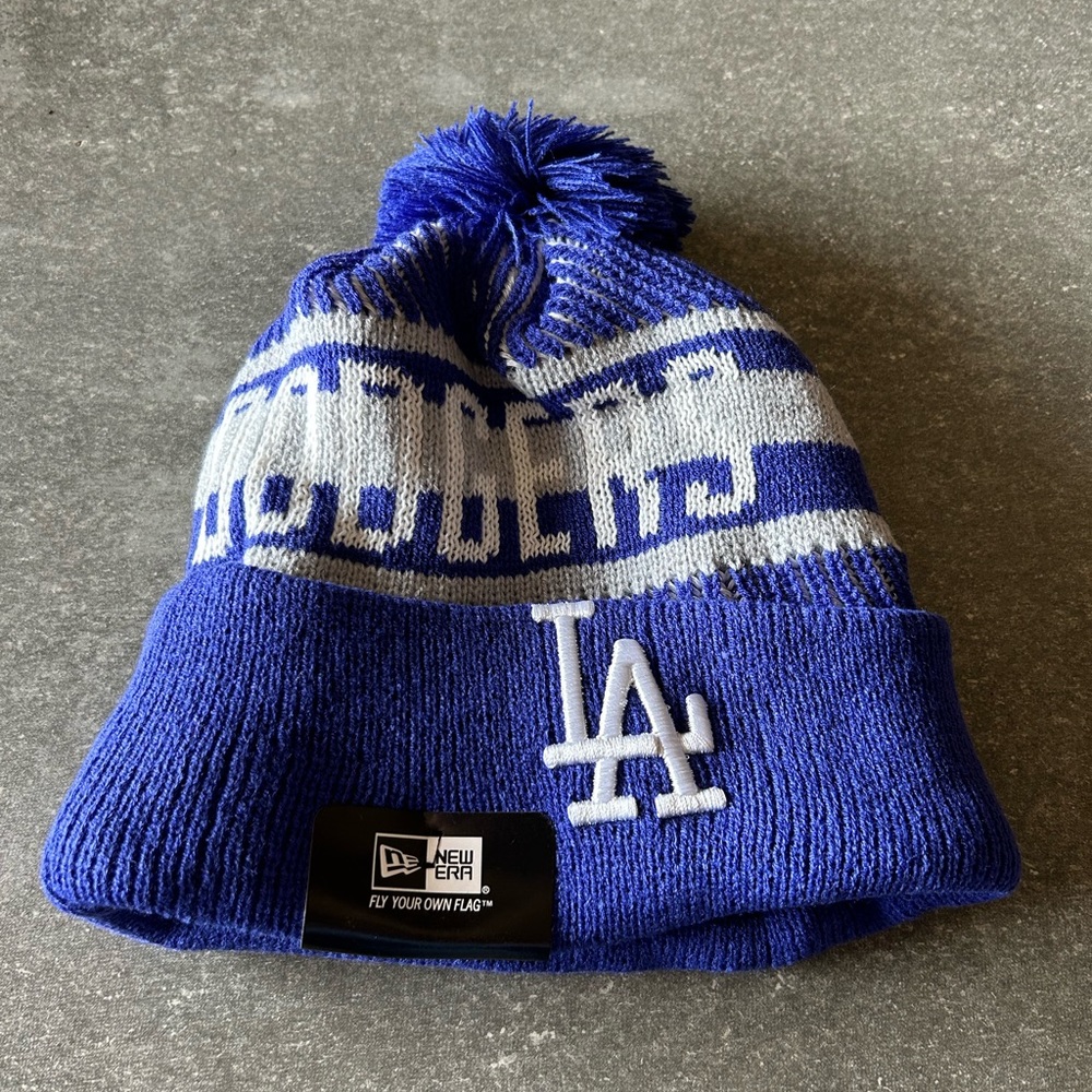 PRICE IS FIRM Brand new Los Angeles Dodgers beanie - Picture 1 of 1